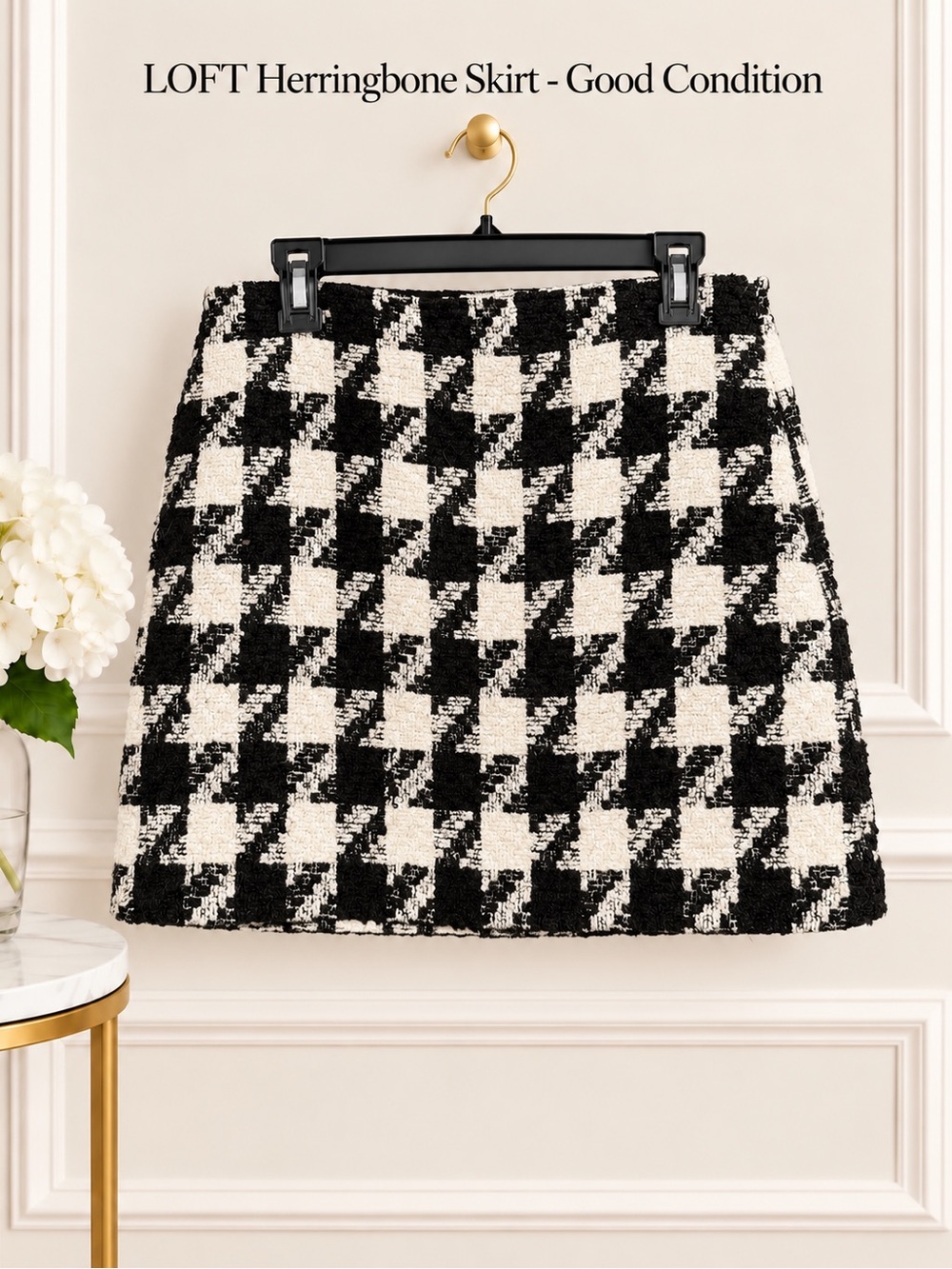LOFT Black & White Houndstooth Mini Skirt
